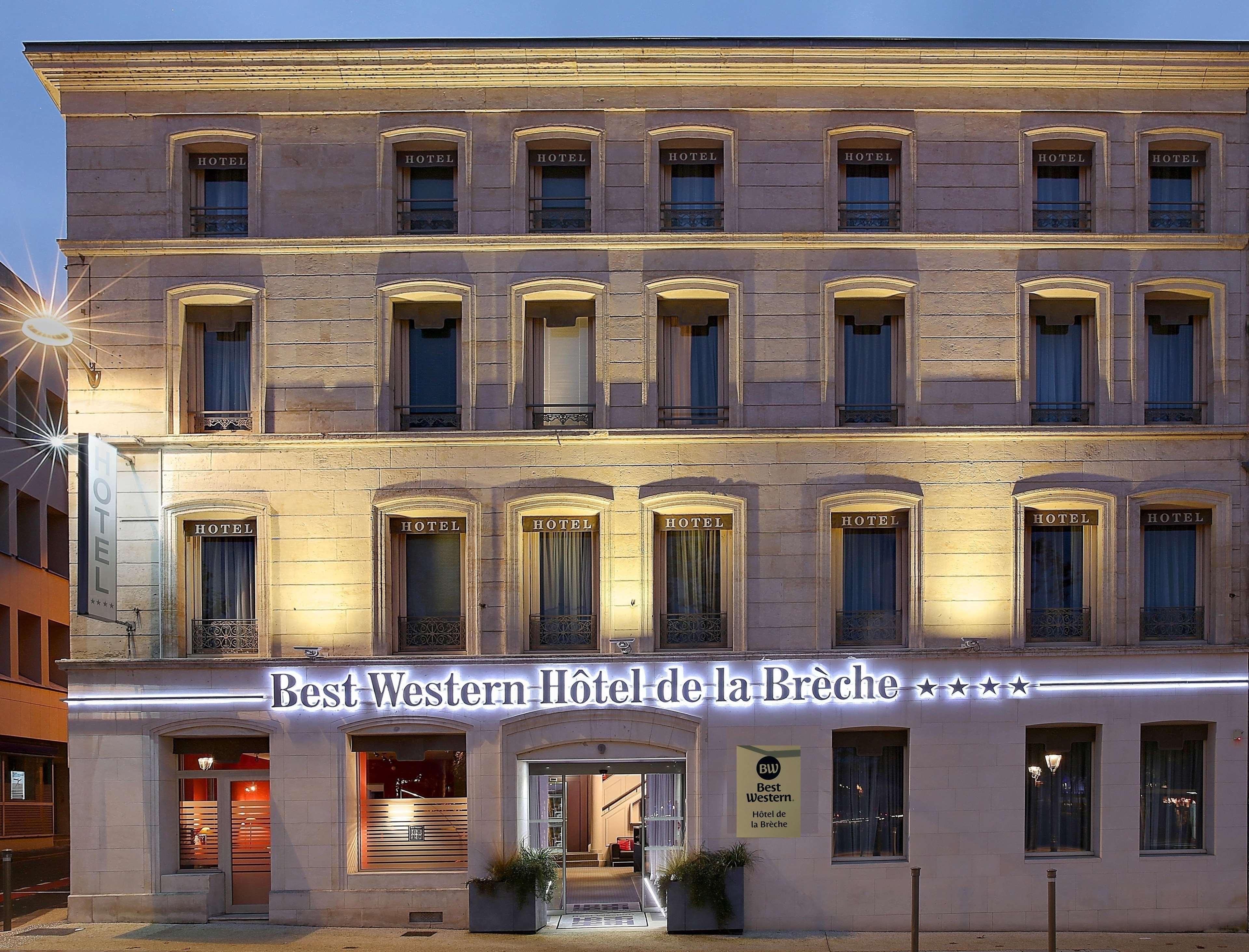 Best Western Hotel De La Breche Niort Exteriör bild